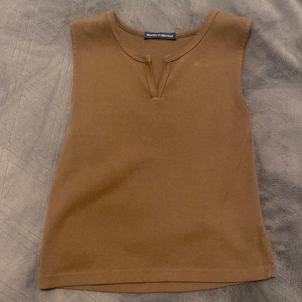 RARE brown tank top size-all brandy melville good quality
